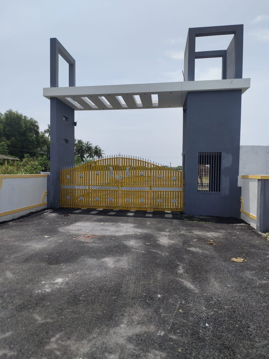 MD Garden Gate View